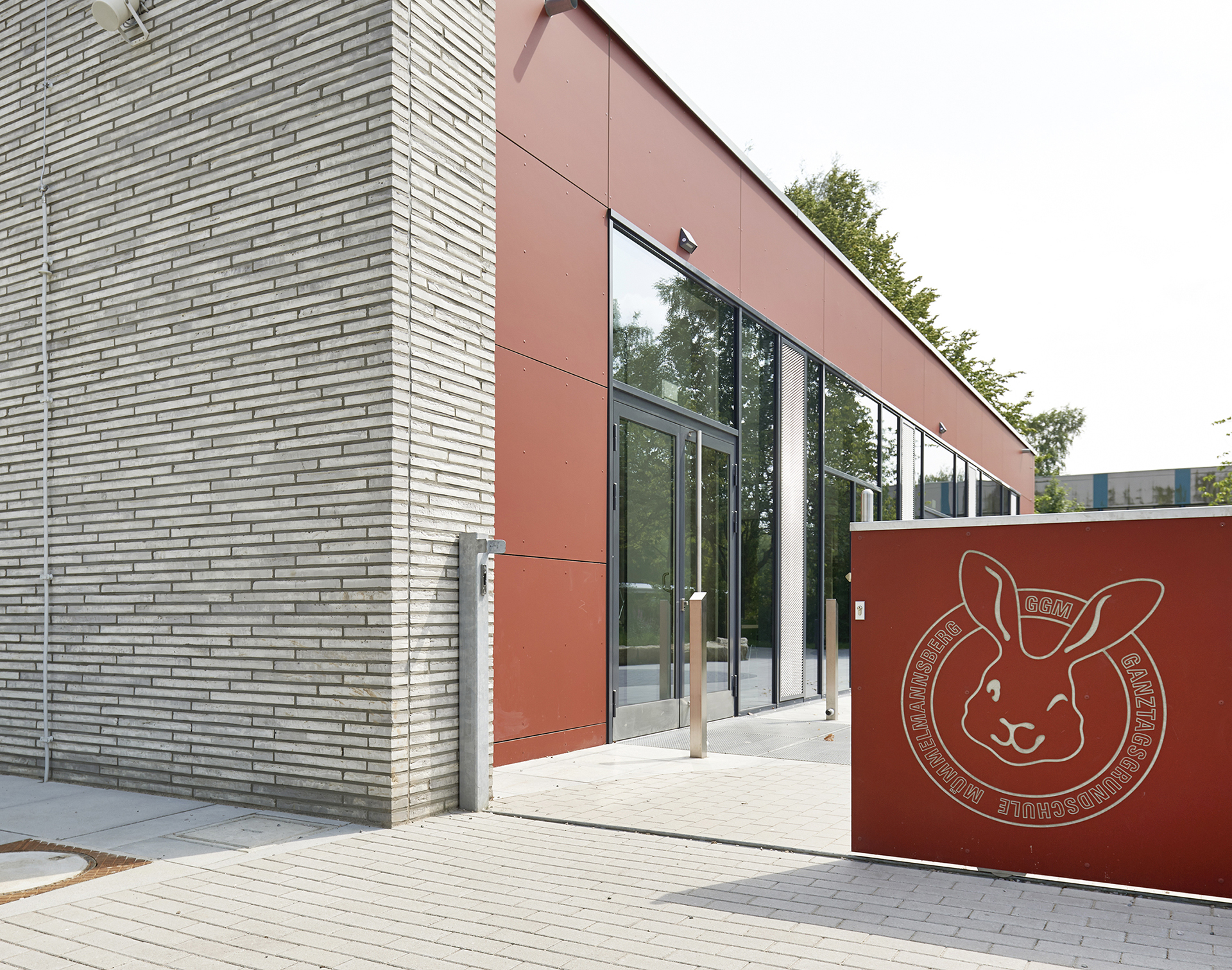 Mensa Ganztagsschule Mümmelmannsberg; Neubau; Architekturfotografie; Markus Tollhopf; Schulbau; SBH Schulbau Hamburg; Fotografie; HSBZ Architekten; Aussenaufnahme