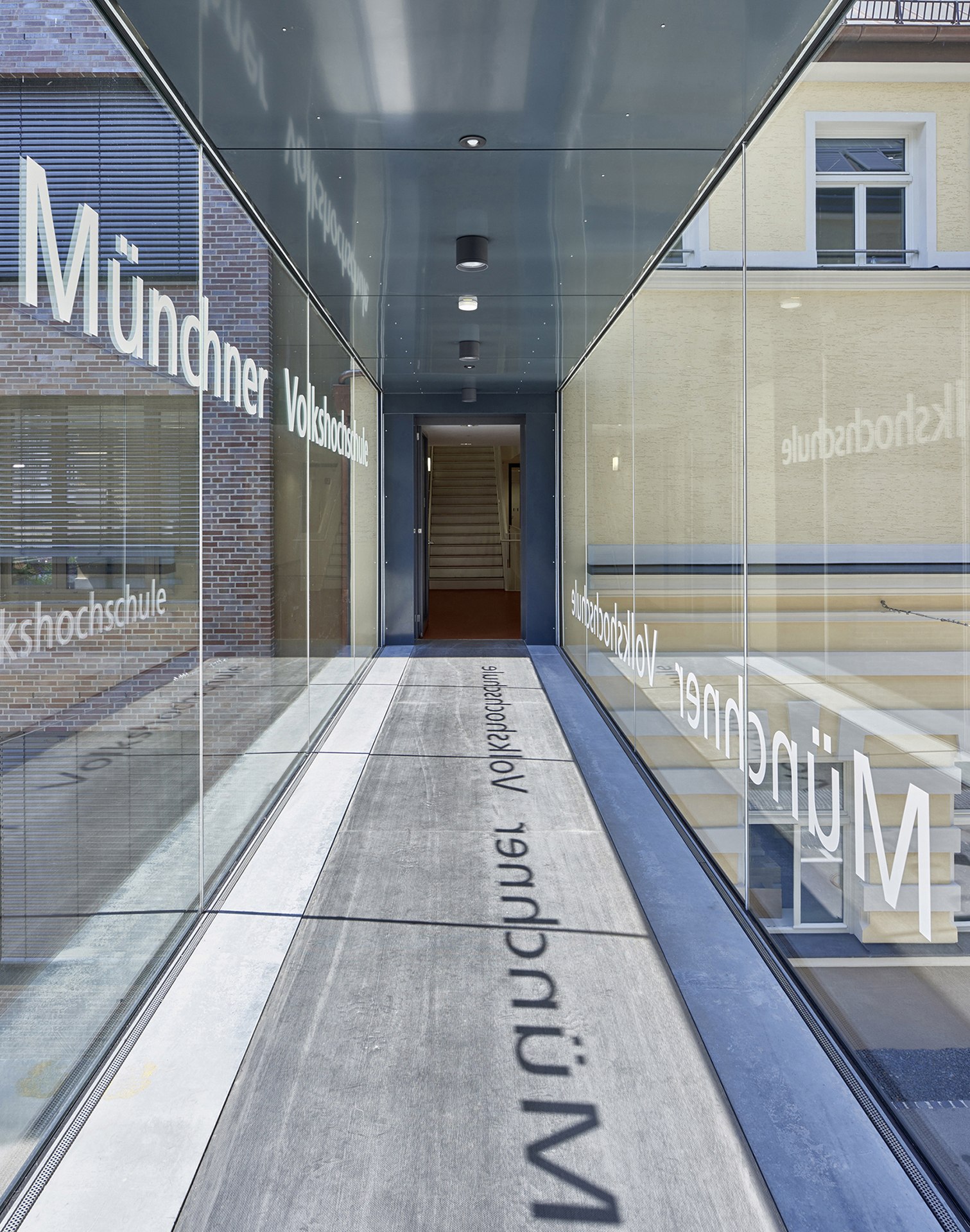 Neues Bildungszentrum; Volkshochschule; VHS München; Neubau; Architekturfotografie; Markus Tollhopf; Schulbau; München; Fotografie; Raupach Architekten Innenaufnahme