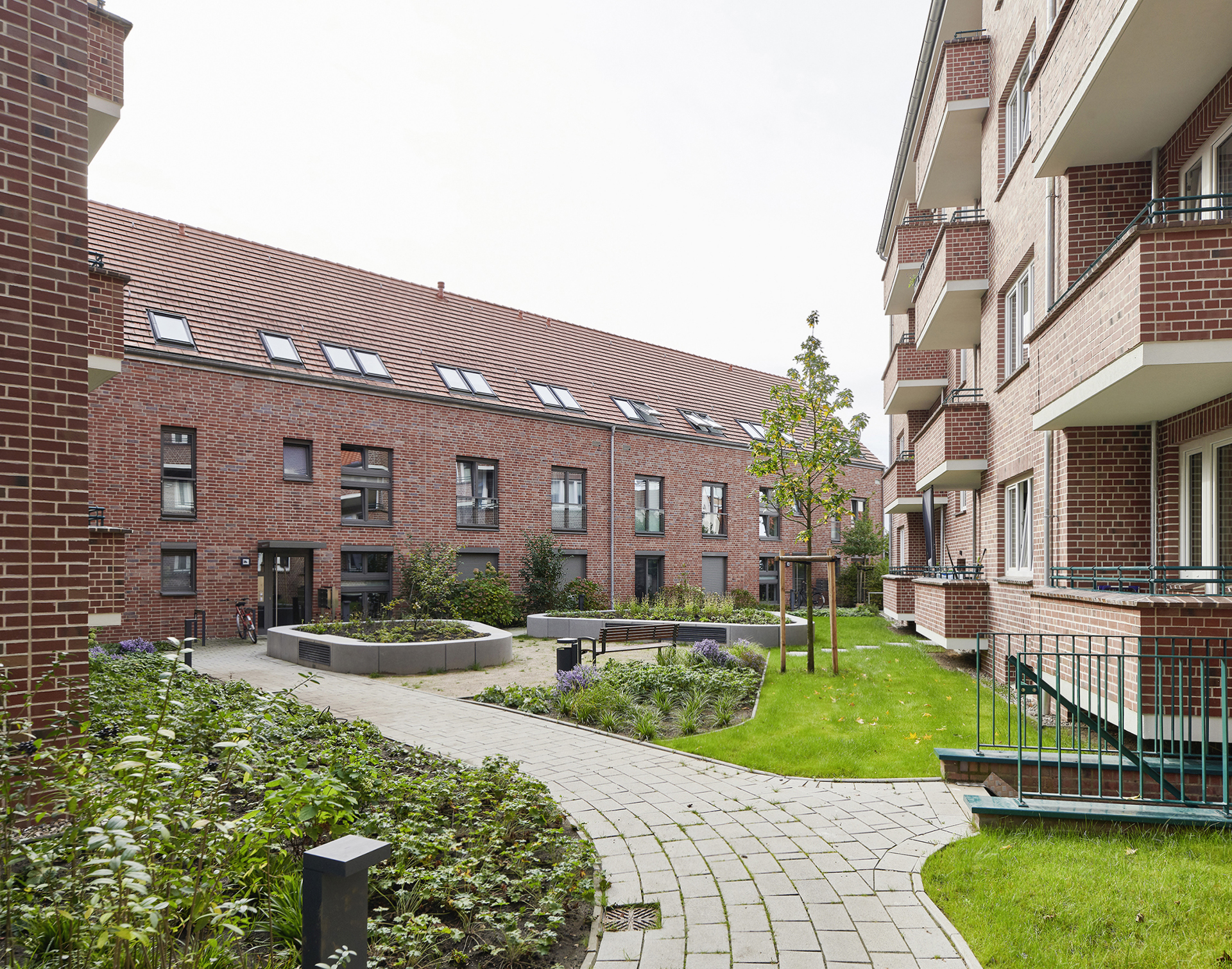 Wohnungsbau; Ohlsdorfer Straße; Mehrfamilienhaus; Innenhof; Hamburg; Sanierung; Neubau; Architekturfotografie; Markus Tollhopf; Fotografie; HSBZ Architekten; Aussenaufnahme