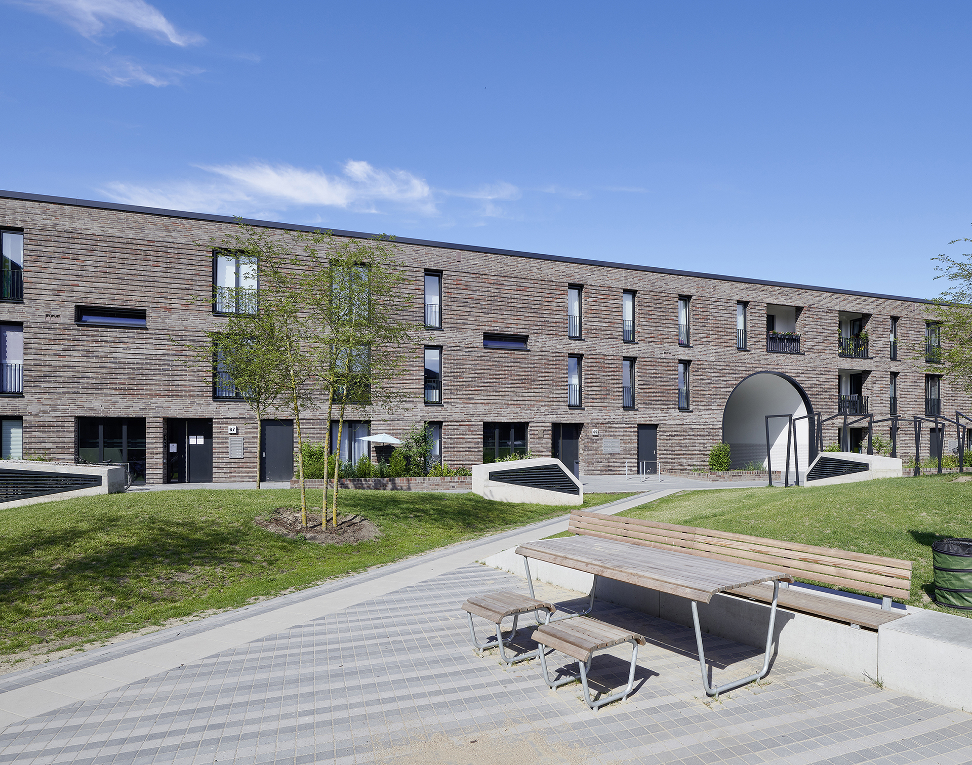 Wohnungsbau; Pergolenviertel; Winterlindenweg; Hafencity; Schiffszimmerer Genossenschaft; Innenhof; Hamburg; Neubau; Architekturfotografie; Markus Tollhopf; Fotografie; Stadtentwicklung; Aussenaufnahme