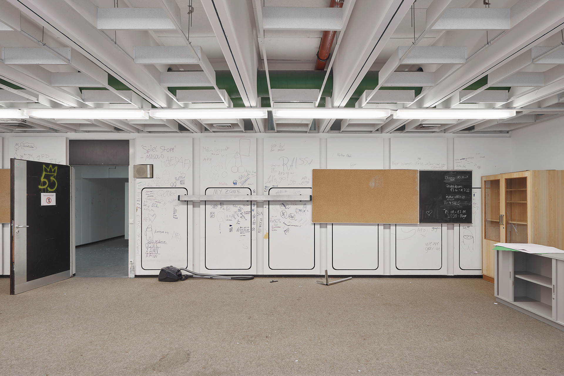 Dokumentation, Abriss; Stilllegung; Geschwister-Scholl-Gesamtschule; Hamburg-Lurup; Architekturfotografie; Markus Tollhopf; Schulbau; SBH Schulbau Hamburg; Fotografie; Innenaufnahme; Kleta Architekten