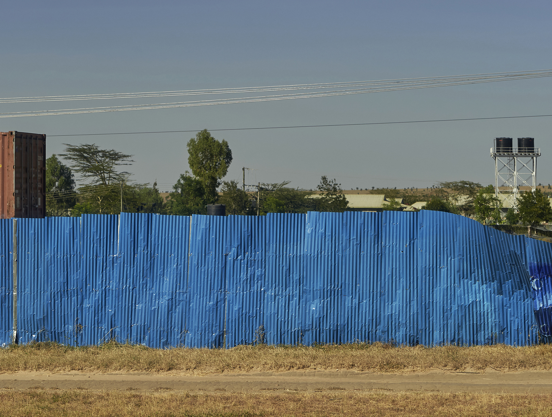 Mombasa Road; Straße nach Nairobi; Kenia; Architekturfotorgafie; Markus Tollhopf; Fotografie; Aussenaufnahme; Ostafrika